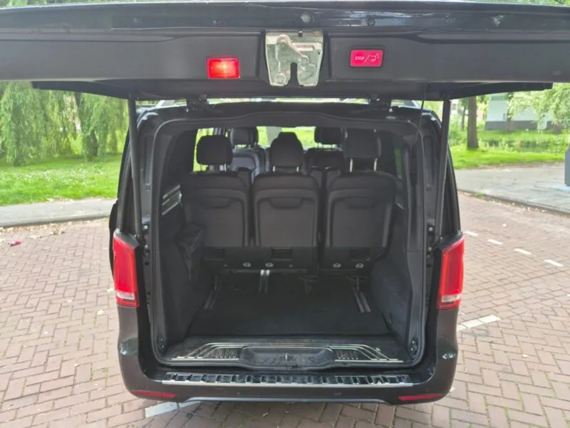 MERCEDES-BENZ EQV 300
