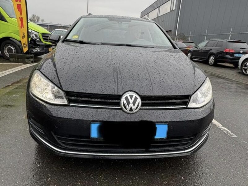 VOLKSWAGEN Golf 1.6