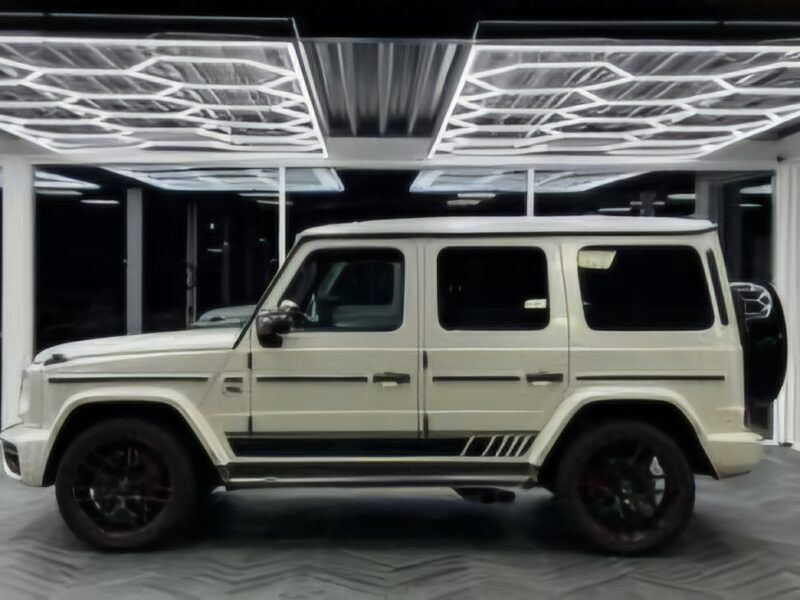 MERCEDES-BENZ G63