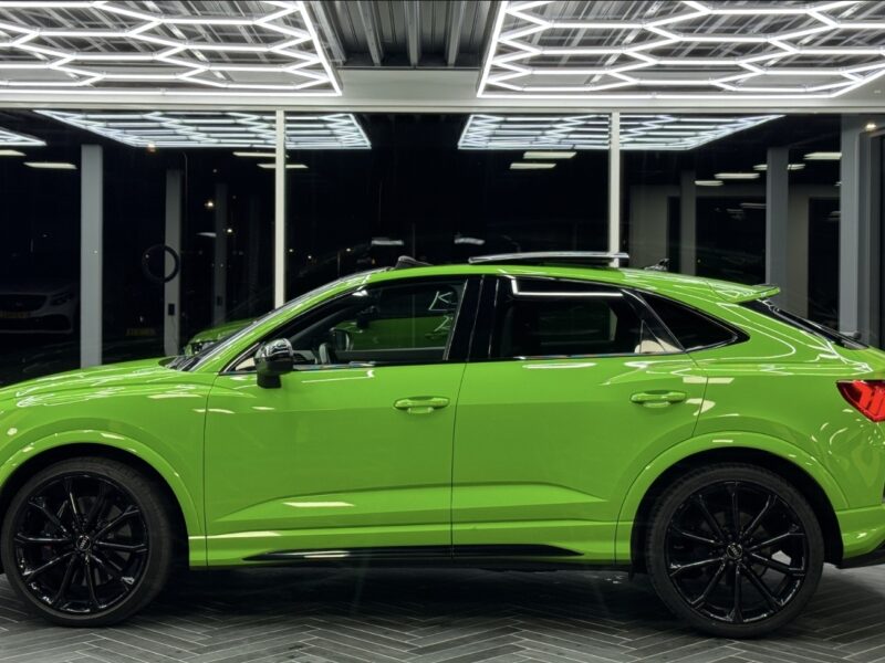 AUDI RSQ3 Sportback