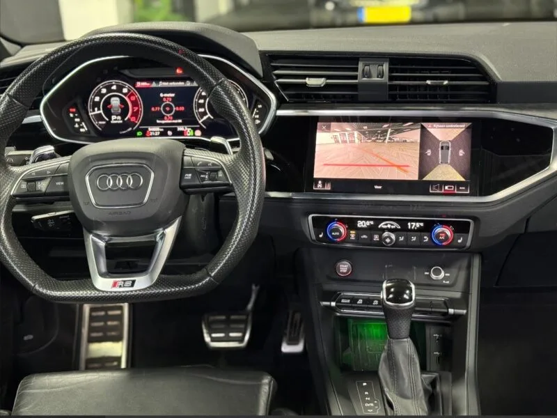 AUDI RSQ3 Sportback