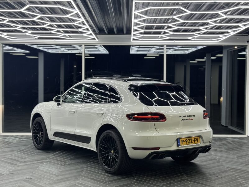 PORSCHE MACAN S 3.0