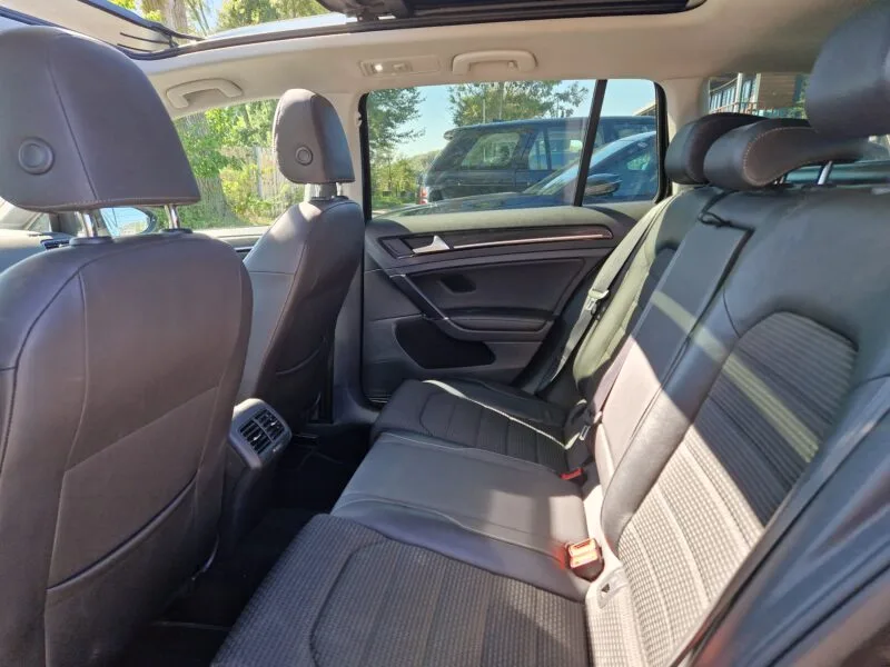 VOLKSWAGEN GOLF 1.6