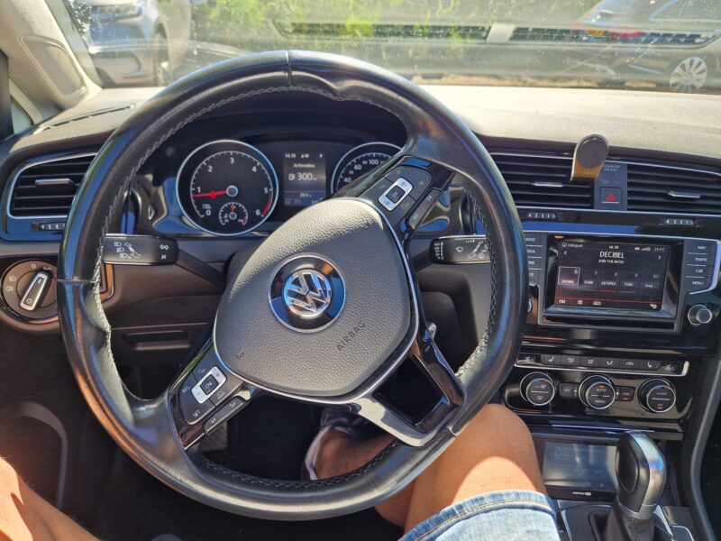 VOLKSWAGEN GOLF 1.6