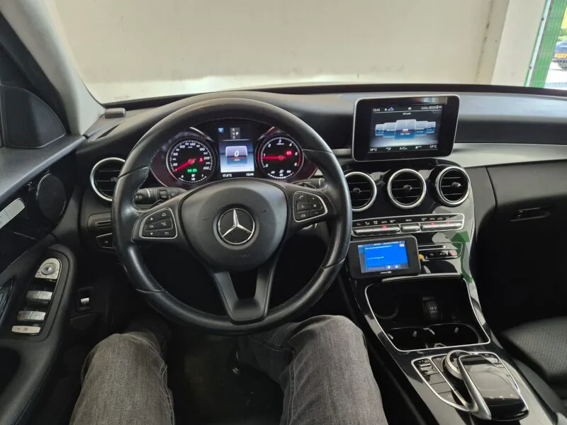 MERCEDES-BENZ C 220 D 2.2