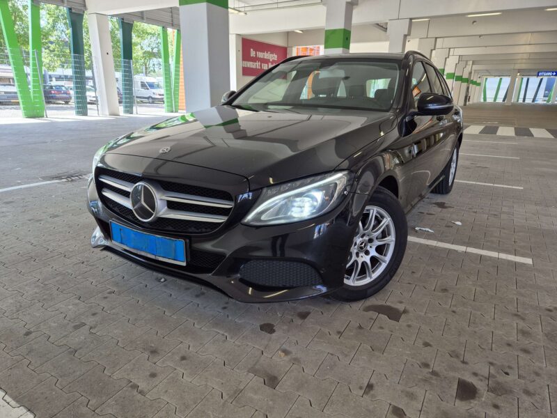 MERCEDES-BENZ C 220 D 2.2