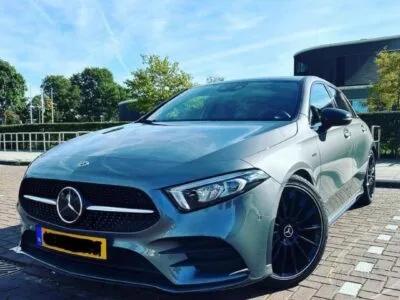MERCEDES-BENZ A 200 AMG line