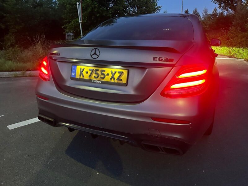 MERCEDES-BENZ AMG E 63 S