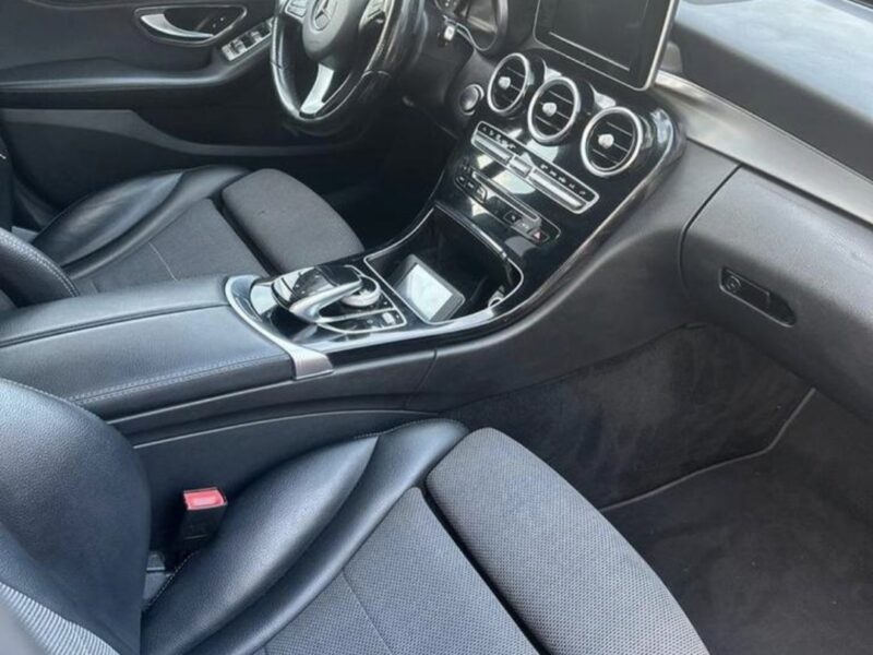 MERCEDES-BENZ C 220 D 2.2
