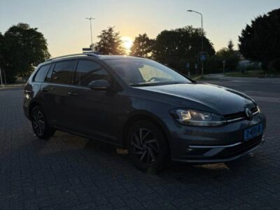 VOLKSWAGEN GOLF 1.6