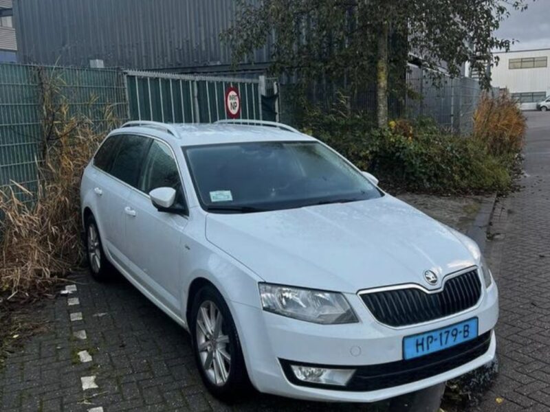 SKODA OCTAVIA 1.6