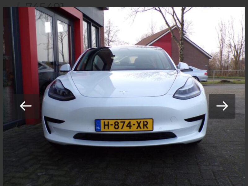 TESLA MODEL 3
