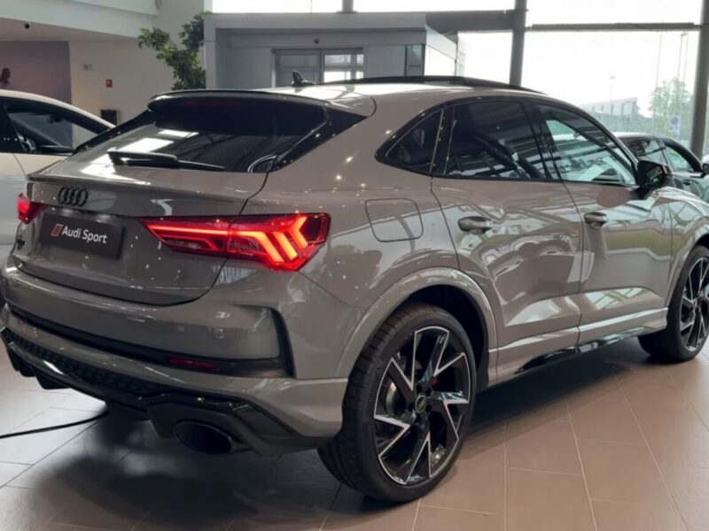 Audi Rsq3