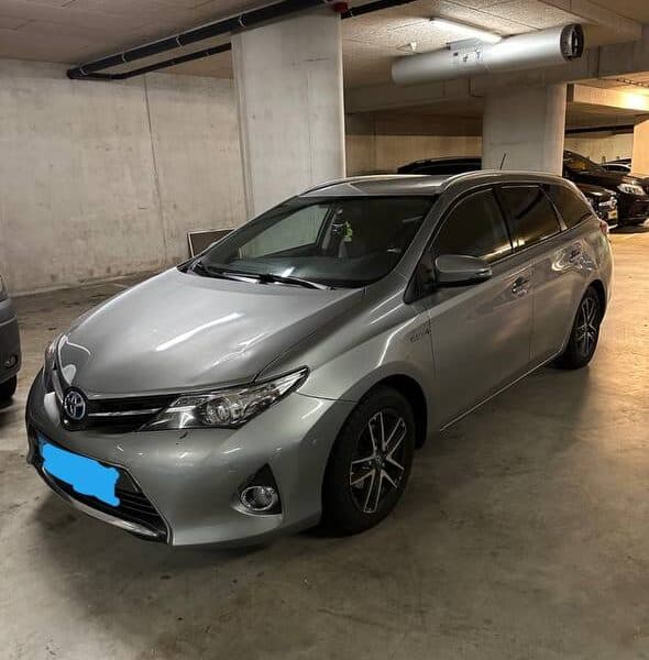 TOYOTA TOYOTA AURIS 1.8