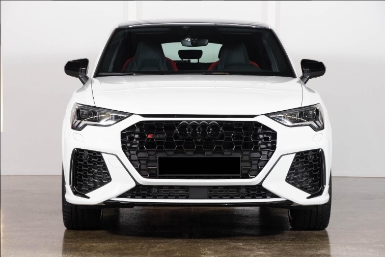Audi Rsq3