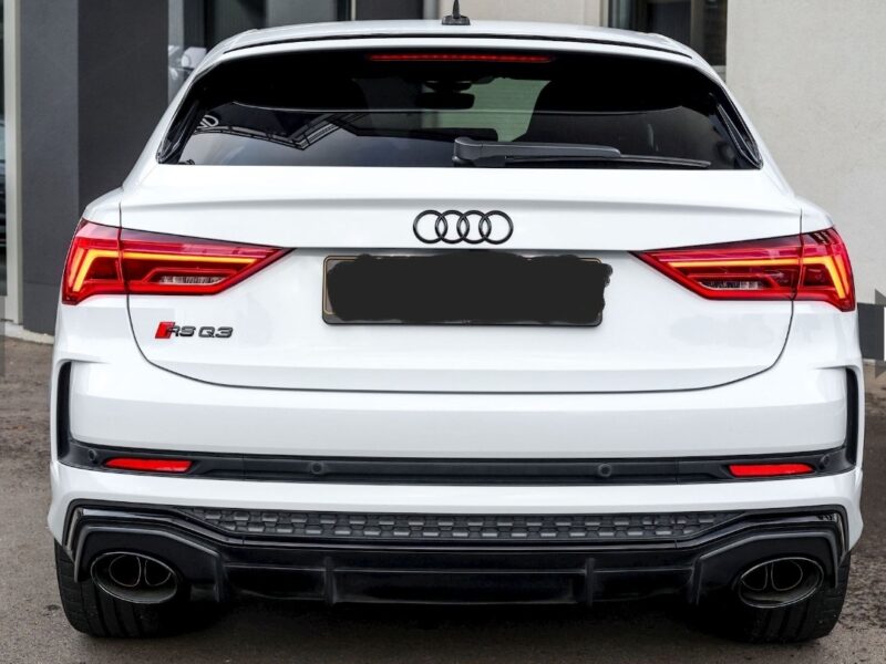 Audi Rsq3