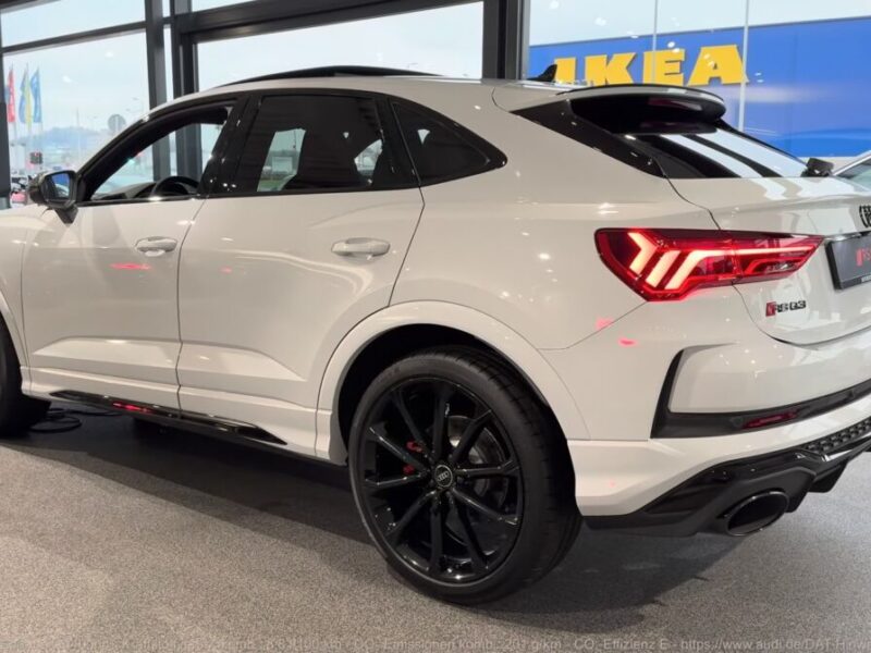 Audi Rsq3